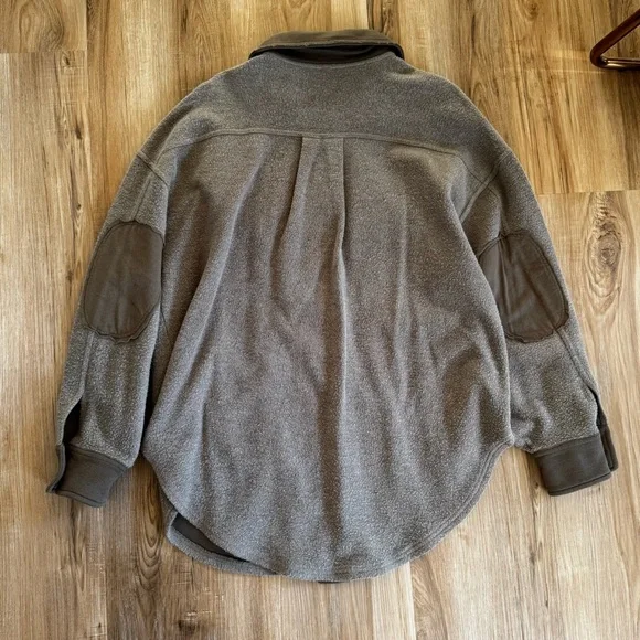 Free People Ruby Oversized Shirt Jacket in Olive Sz S - Picture 3 of 12